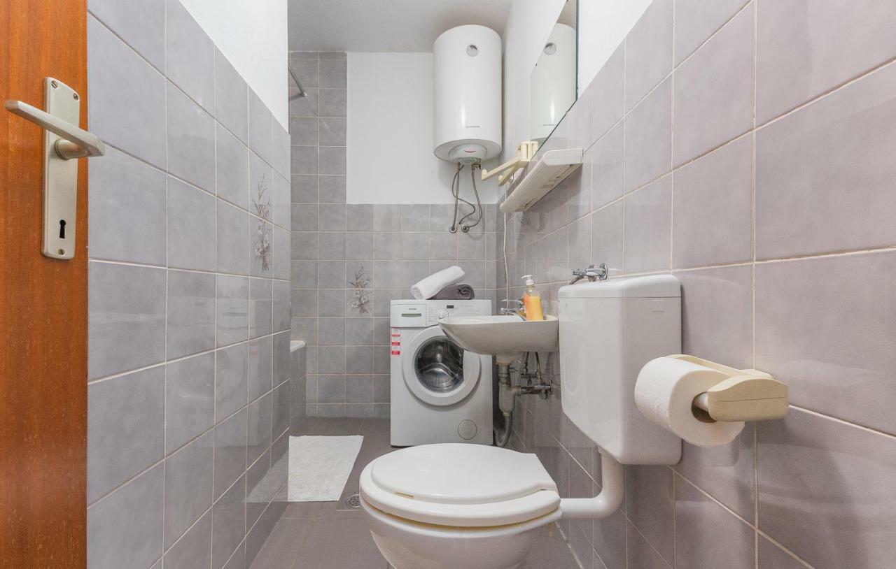 Maria Apartman *